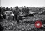 Standbild British gun Batterien in der Schlacht der Ancre Frankreich, 1916, aus Sekunde 44 historischem Filmmaterial Videoclip 65675028123