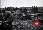 Standbild British gun Batterien in der Schlacht der Ancre Frankreich, 1916, aus Sekunde 46 historischem Filmmaterial Videoclip 65675028123