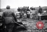 Standbild British gun Batterien in der Schlacht der Ancre Frankreich, 1916, aus Sekunde 52 historischem Filmmaterial Videoclip 65675028123