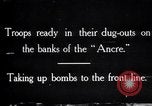 Standbild British 5th Army Truppen in der Schlacht der Ancre Frankreich, 1916, aus Sekunde 6 historischem Filmmaterial Videoclip 65675028124