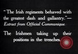 Standbild Irish Regiment Truppen in der Schlacht der Ancre Frankreich, 1916, aus Sekunde 7 historischem Filmmaterial Videoclip 65675028128