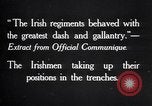Standbild Irish Regiment Truppen in der Schlacht der Ancre Frankreich, 1916, aus Sekunde 10 historischem Filmmaterial Videoclip 65675028128