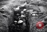 Standbild Irish Regiment Truppen in der Schlacht der Ancre Frankreich, 1916, aus Sekunde 45 historischem Filmmaterial Videoclip 65675028128