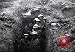 Standbild Irish Regiment Truppen in der Schlacht der Ancre Frankreich, 1916, aus Sekunde 50 historischem Filmmaterial Videoclip 65675028128