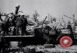 Standbild die britischen LKW-montierte antiaircraft guns Frankreich, 1916, aus Sekunde 12 historischem Filmmaterial Videoclip 65675028132