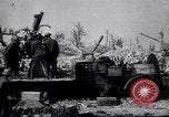 Standbild die britischen LKW-montierte antiaircraft guns Frankreich, 1916, aus Sekunde 20 historischem Filmmaterial Videoclip 65675028132