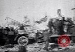 Standbild die britischen LKW-montierte antiaircraft guns Frankreich, 1916, aus Sekunde 32 historischem Filmmaterial Videoclip 65675028132