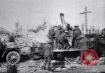 Standbild die britischen LKW-montierte antiaircraft guns Frankreich, 1916, aus Sekunde 34 historischem Filmmaterial Videoclip 65675028132