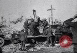 Standbild die britischen LKW-montierte antiaircraft guns Frankreich, 1916, aus Sekunde 36 historischem Filmmaterial Videoclip 65675028132