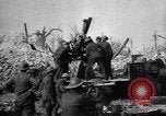 Standbild die britischen LKW-montierte antiaircraft guns Frankreich, 1916, aus Sekunde 48 historischem Filmmaterial Videoclip 65675028132