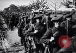Standbild Cameronians schottischen Regiments Marsch zurück von der Vorderseite Frankreich, 1916, aus Sekunde 16 historischem Filmmaterial Videoclip 65675028140