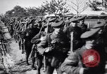 Standbild Cameronians schottischen Regiments Marsch zurück von der Vorderseite Frankreich, 1916, aus Sekunde 24 historischem Filmmaterial Videoclip 65675028140