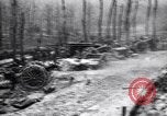 Standbild Britische Artillerie Feuern in der Schlacht der Ancre Frankreich, 1916, aus Sekunde 5 historischem Filmmaterial Videoclip 65675028141