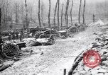 Standbild Britische Artillerie Feuern in der Schlacht der Ancre Frankreich, 1916, aus Sekunde 7 historischem Filmmaterial Videoclip 65675028141