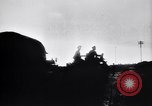 Standbild Britische Artillerie Feuern in der Schlacht der Ancre Frankreich, 1916, aus Sekunde 37 historischem Filmmaterial Videoclip 65675028141