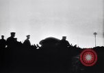 Standbild Britische Artillerie Feuern in der Schlacht der Ancre Frankreich, 1916, aus Sekunde 56 historischem Filmmaterial Videoclip 65675028141