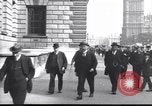 Standbild britische Bergleute Delegation London England Vereinigtes Königreich, 1914, aus Sekunde 11 historischem Filmmaterial Videoclip 65675028144