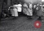 Standbild Britische Frauen arbeiten in den Krieg Ersten Weltkrieg Vereinigtes Königreich, 1914, aus Sekunde 6 historischem Filmmaterial Videoclip 65675028145