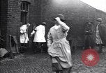 Standbild Britische Frauen arbeiten in den Krieg Ersten Weltkrieg Vereinigtes Königreich, 1914, aus Sekunde 10 historischem Filmmaterial Videoclip 65675028145