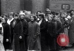 Standbild britischen Frauen arbeiten in Dundee Marmalade factory London England Vereinigtes Königreich, 1914, aus Sekunde 11 historischem Filmmaterial Videoclip 65675028147