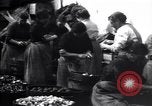 Standbild britischen Frauen arbeiten in Dundee Marmalade factory London England Vereinigtes Königreich, 1914, aus Sekunde 45 historischem Filmmaterial Videoclip 65675028147