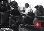 Standbild britischen Frauen arbeiten in Dundee Marmalade factory London England Vereinigtes Königreich, 1914, aus Sekunde 47 historischem Filmmaterial Videoclip 65675028147