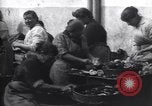 Standbild britischen Frauen arbeiten in Dundee Marmalade factory London England Vereinigtes Königreich, 1914, aus Sekunde 53 historischem Filmmaterial Videoclip 65675028147