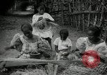 Standbild Frauen Philippinen, 1936, aus Sekunde 22 historischem Filmmaterial Videoclip 65675028186