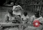 Standbild Frauen Philippinen, 1936, aus Sekunde 23 historischem Filmmaterial Videoclip 65675028186
