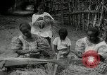 Standbild Frauen Philippinen, 1936, aus Sekunde 25 historischem Filmmaterial Videoclip 65675028186
