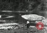 Standbild Männer Philippinen, 1936, aus Sekunde 20 historischem Filmmaterial Videoclip 65675028187