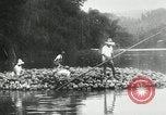 Standbild Männer Philippinen, 1936, aus Sekunde 32 historischem Filmmaterial Videoclip 65675028187
