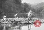 Standbild Männer Philippinen, 1936, aus Sekunde 34 historischem Filmmaterial Videoclip 65675028187