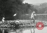 Standbild Männer Philippinen, 1936, aus Sekunde 38 historischem Filmmaterial Videoclip 65675028187