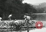 Standbild Männer Philippinen, 1936, aus Sekunde 47 historischem Filmmaterial Videoclip 65675028187