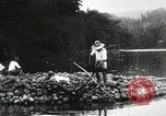 Standbild Männer Philippinen, 1936, aus Sekunde 51 historischem Filmmaterial Videoclip 65675028187