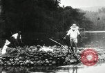Standbild Männer Philippinen, 1936, aus Sekunde 54 historischem Filmmaterial Videoclip 65675028187