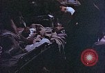 Standbild der Überlebenden von Rakuyo Maru Philippinen, 1944, aus Sekunde 44 historischem Filmmaterial Videoclip 65675028207