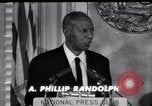 Immagine di Philip Randolph indirizzi National Press Club Washington DC USA, 1963, secondo 10 filmato di repertorio 65675028213