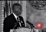 Immagine di Philip Randolph indirizzi National Press Club Washington DC USA, 1963, secondo 13 filmato di repertorio 65675028213