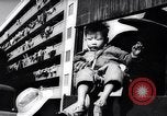 Standbild chinesische Boot Bewohner Hong Kong, 1962, aus Sekunde 34 historischem Filmmaterial Videoclip 65675028225