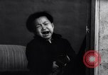 Standbild chinesische Boot Bewohner Hong Kong, 1962, aus Sekunde 41 historischem Filmmaterial Videoclip 65675028225