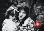 Standbild Elsie Stoneman Eastern United States USA, 1916, aus Sekunde 42 historischem Filmmaterial Videoclip 65675028232