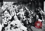 Standbild Ku Klux Klan Eastern United States USA, 1916, aus Sekunde 32 historischem Filmmaterial Videoclip 65675028233