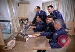 Standbild USAF Offiziere United States USA, 1961, aus Sekunde 16 historischem Filmmaterial Videoclip 65675028244