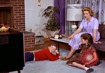 Standbild Amerikanerin United States USA, 1961, aus Sekunde 22 historischem Filmmaterial Videoclip 65675028249