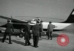 Standbild CIA-Direktor Dulles und Vice President Nixon Arlington Virginia USA, 1955, aus Sekunde 5 historischem Filmmaterial Videoclip 65675028255