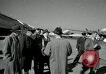 Standbild CIA-Direktor Dulles und Vice President Nixon Arlington Virginia USA, 1955, aus Sekunde 25 historischem Filmmaterial Videoclip 65675028255