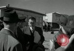 Standbild CIA-Direktor Dulles und Vice President Nixon Arlington Virginia USA, 1955, aus Sekunde 30 historischem Filmmaterial Videoclip 65675028255