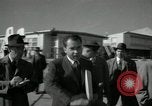 Standbild CIA-Direktor Dulles und Vice President Nixon Arlington Virginia USA, 1955, aus Sekunde 38 historischem Filmmaterial Videoclip 65675028255